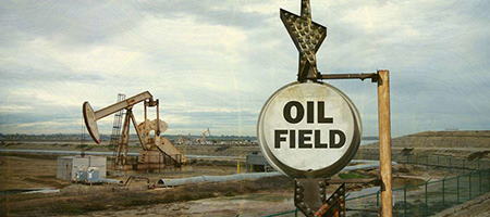 Нефть сползает на фоне восстановления доллара